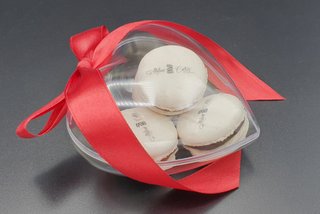 16 Atelier Cortez - 4,6,8,10 macarons inscriptionati cu logo in inimioare 8