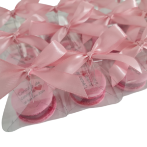 Cutiuta transparenta cu 1 macaron personalizat - imagine 3