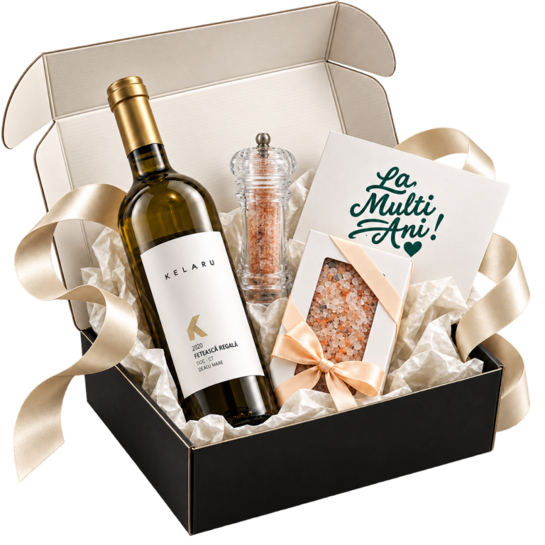 Pachet cadou Taste The Salt cu vin alb Kelaru, ciocolată neagră cu sare roz de Himalaya și râșniță cu sare, în cutie rigidă neagră